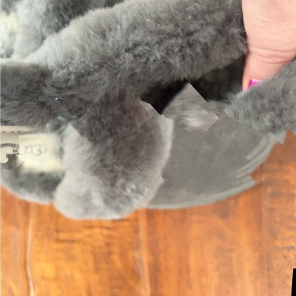 UGG Women Disquette Slipper Grey Fur Slide Size 8 - Picture 6 of 8
